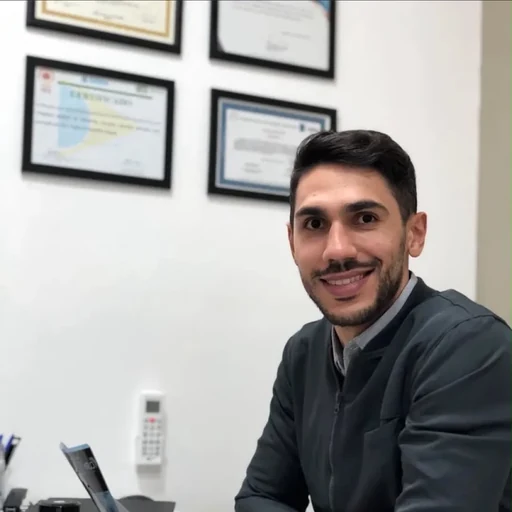 Dr. Leonardo Rezende